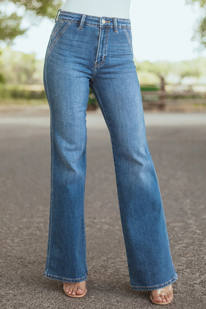 Jaisi™ | Ultra High Waisted Flare Jeans With Medium Wash