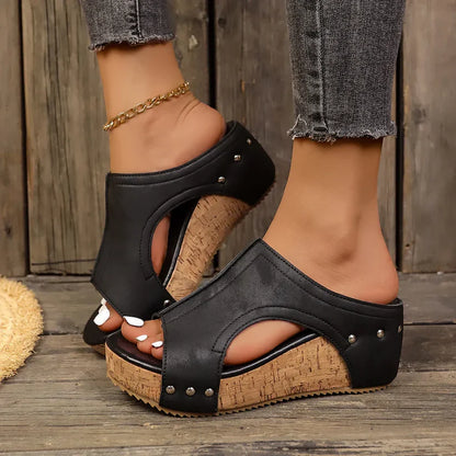 Lumi™ | Stud Wedges