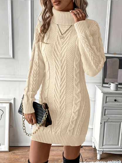 Lara™ | Warm dress with embroidered weaves