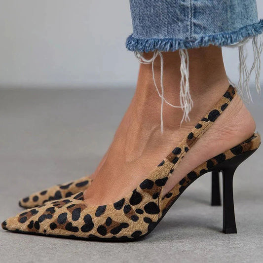 Liora™ | Handcrafted pumps with leopard print