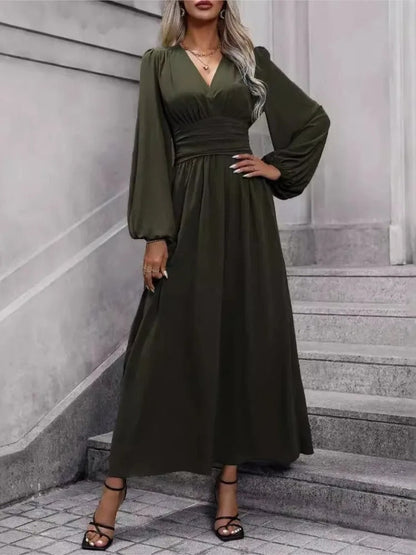 Livia™ | Elegant Long Dress With Waist Belt